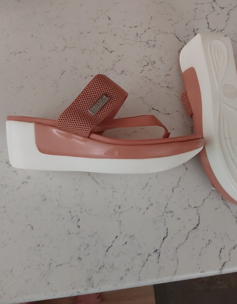 Sandals - Picture 3 of 4